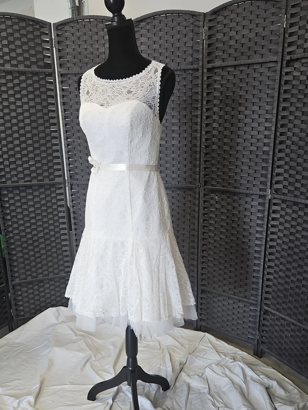 Size 6 white knee/midi lace fit & flare dress w/ a sheer neckline & open back